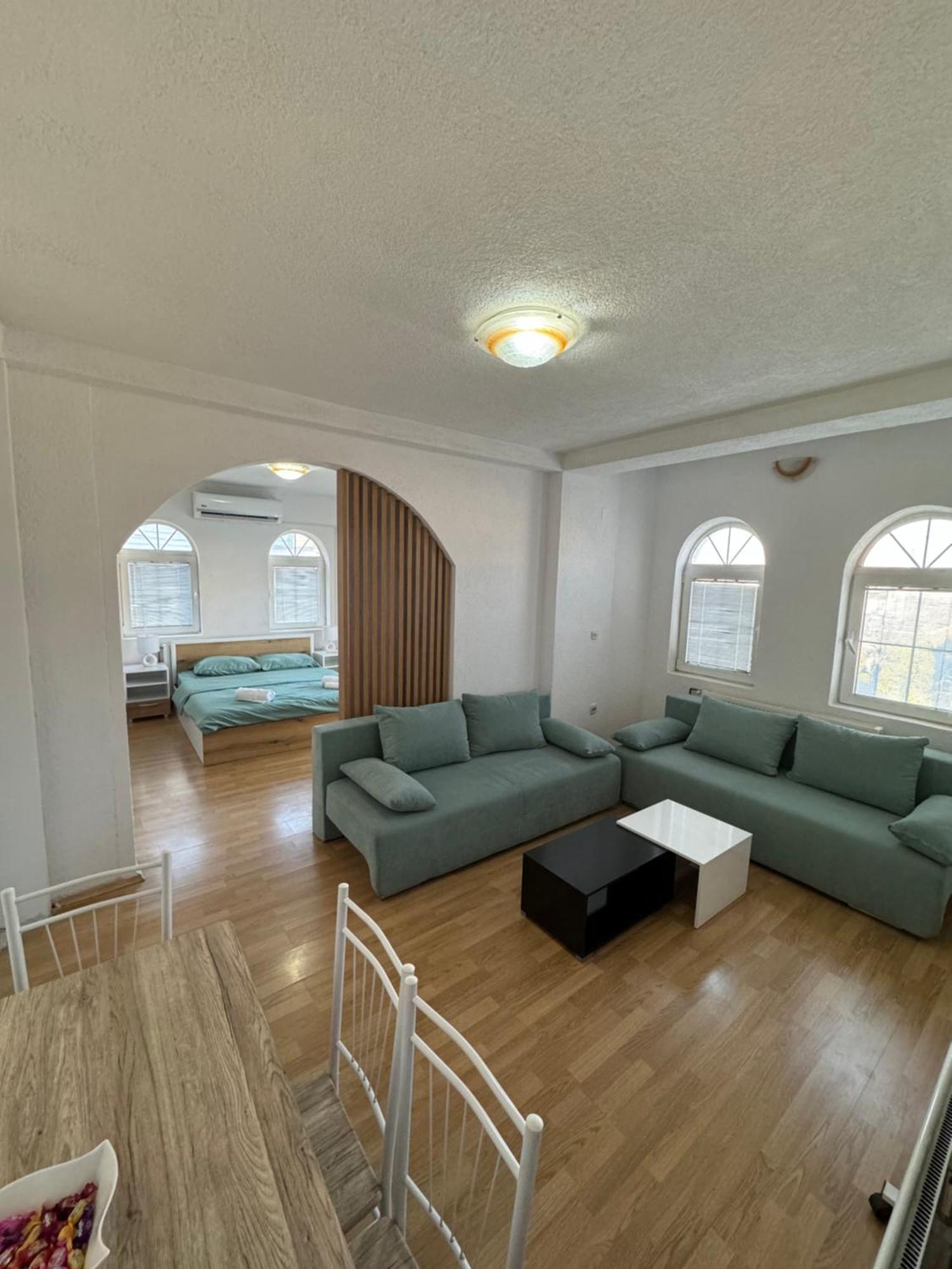 Angeloski Apartments โอครีด ภายนอก รูปภาพ